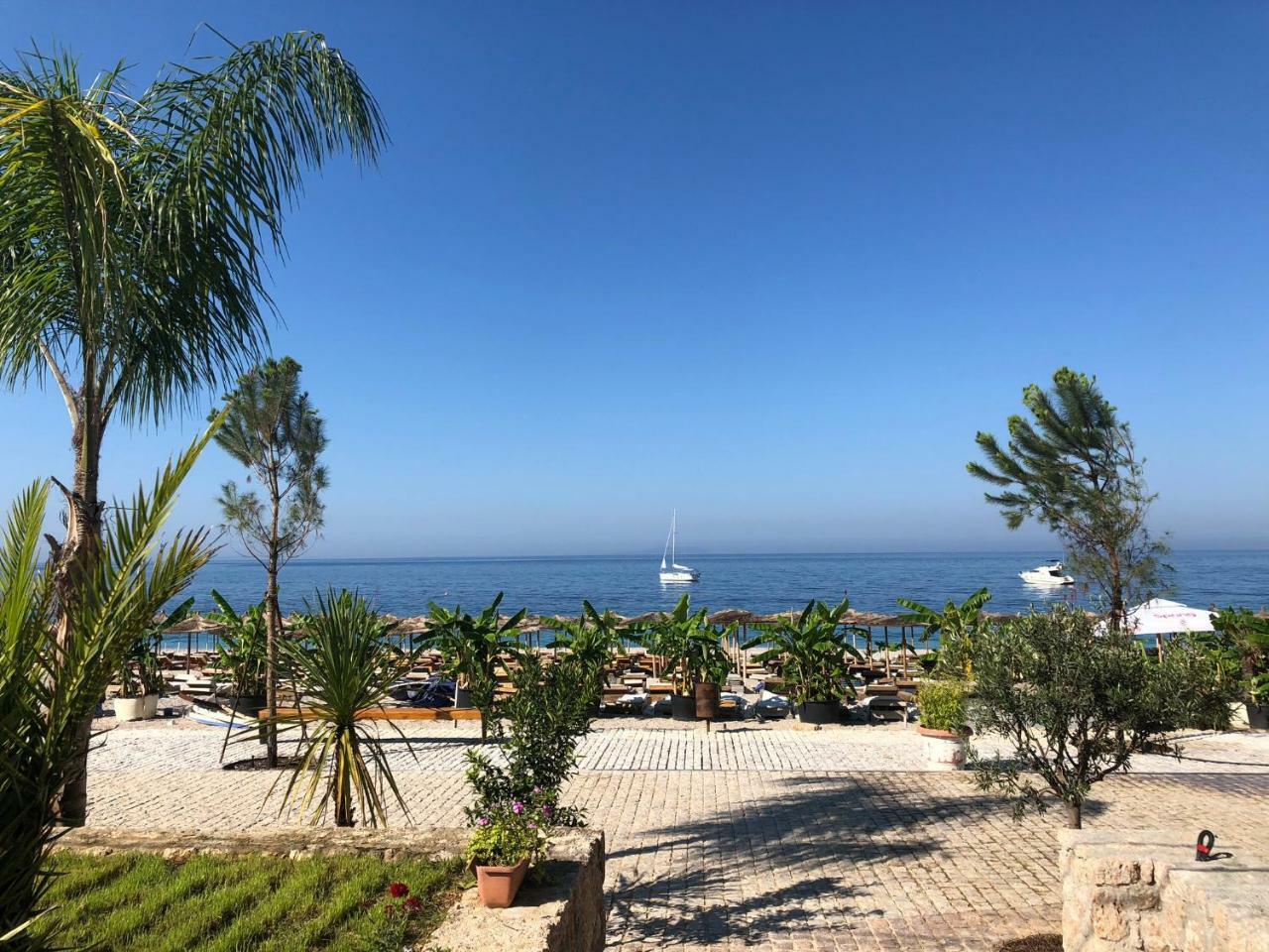 Hotel Jon Dhërmi Dış mekan fotoğraf