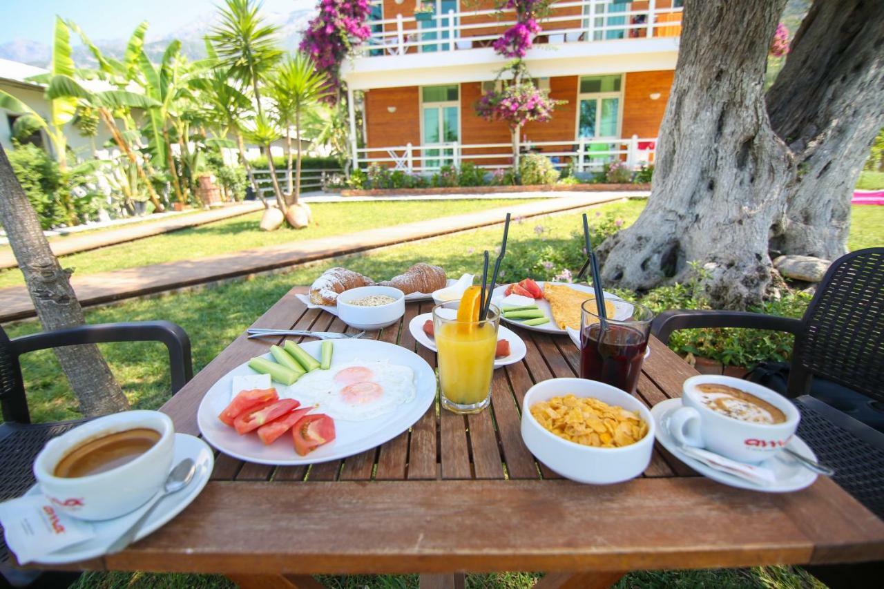 Hotel Jon Dhërmi Dış mekan fotoğraf